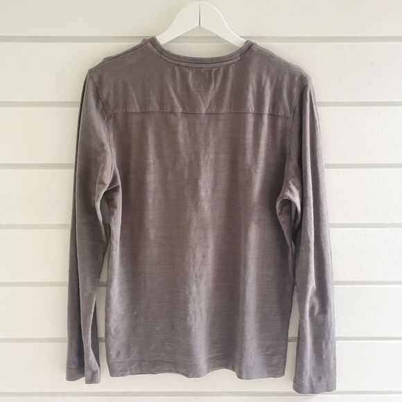 Hugo Boss Mens Long Sleeve V-Neck Regular Fit Long Staple Cotton Tee L - Picture 2 of 8